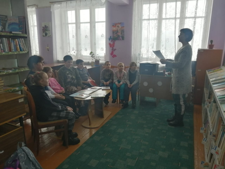 Дети читают для детей.