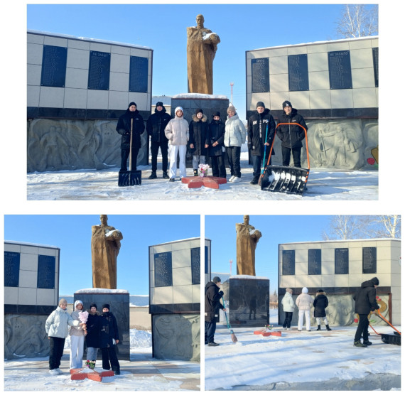 уборка у мемориала славы.